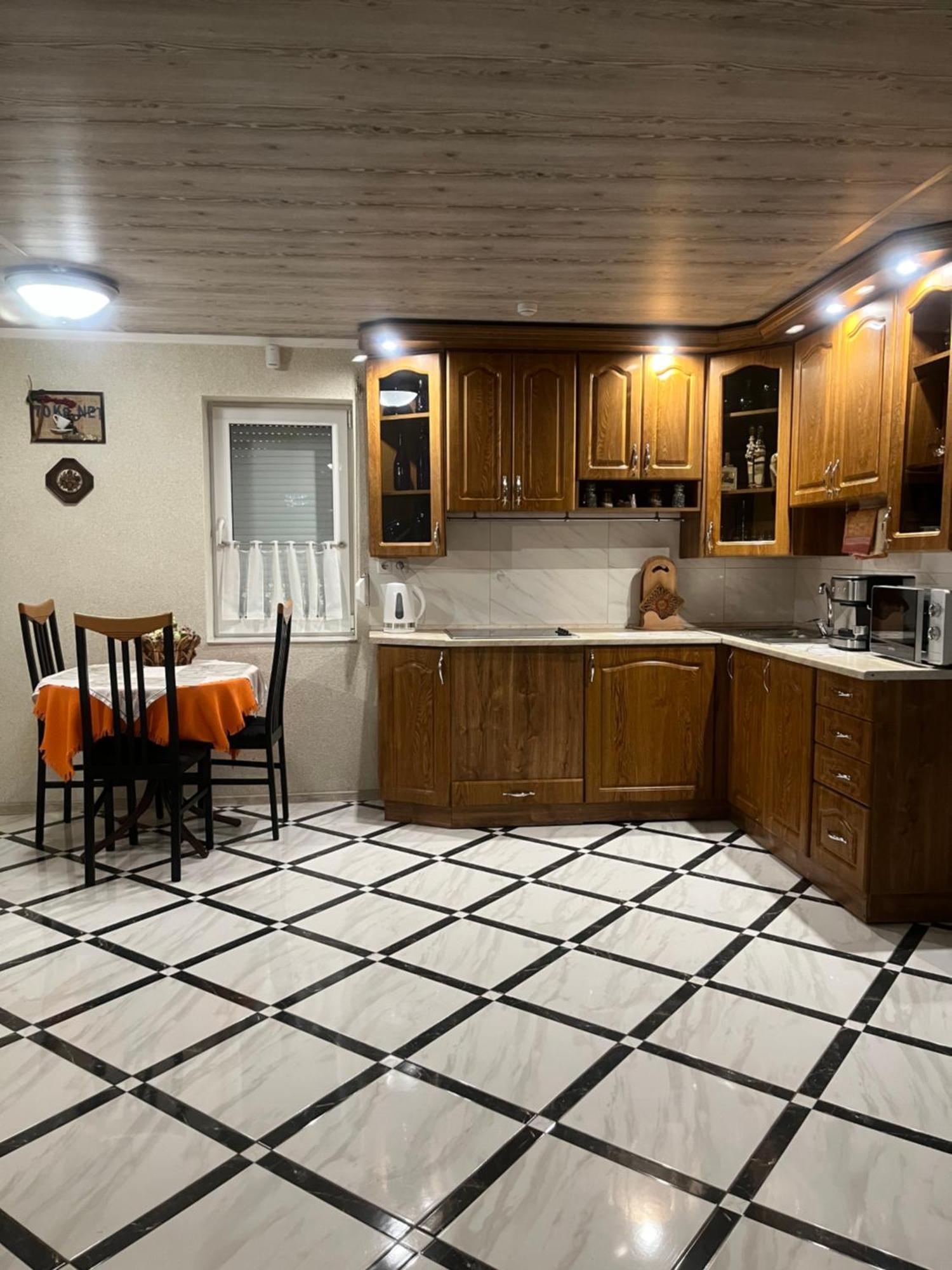 Hotel Окремий Будинок-Апартаменти Rakoshyno Dış mekan fotoğraf