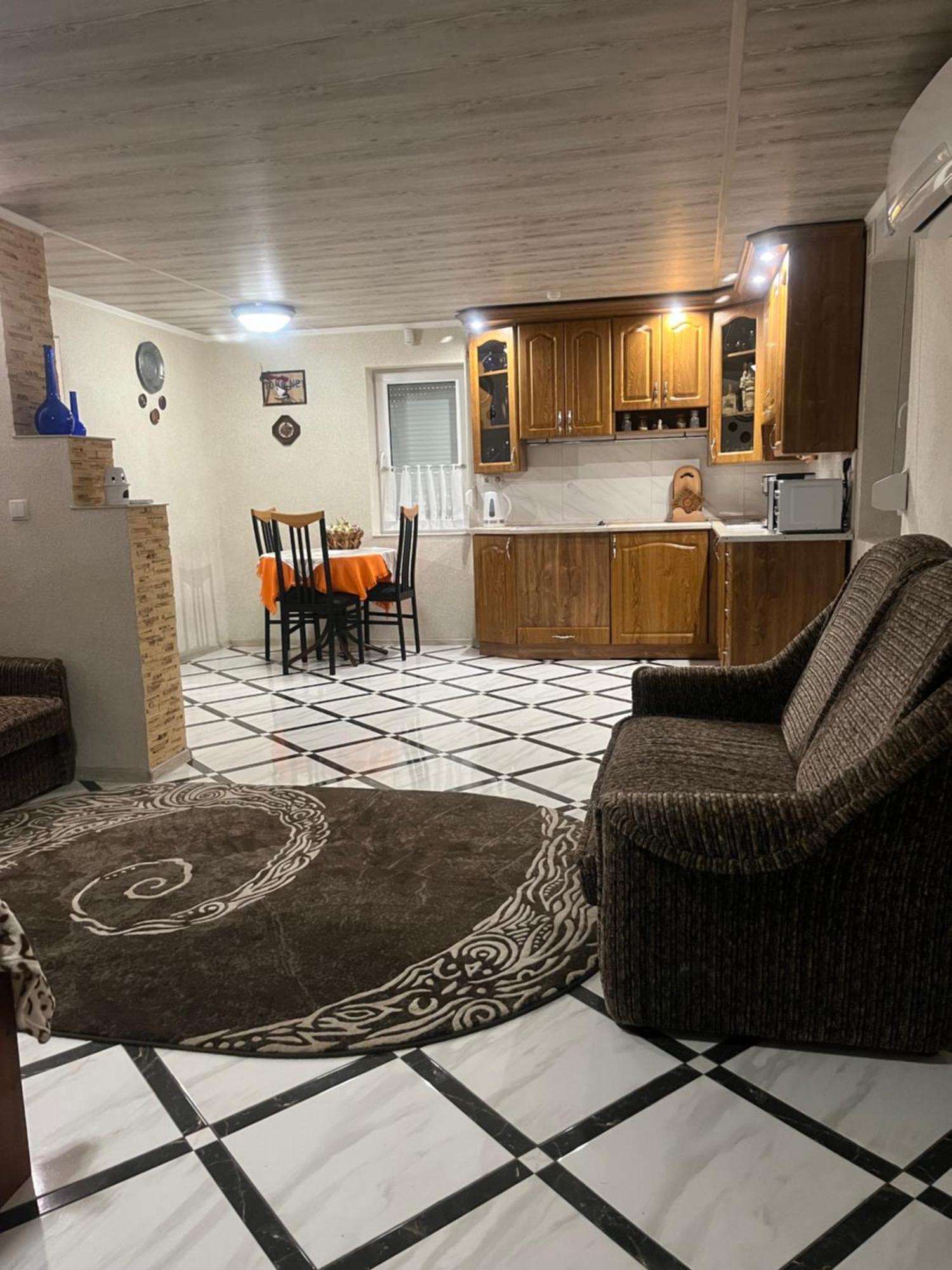 Hotel Окремий Будинок-Апартаменти Rakoshyno Dış mekan fotoğraf